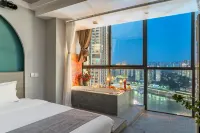 Chongqing Jiangyu Lingqi Homestay (Jiefangbei Hongyadong Branch)