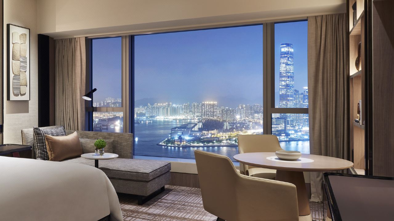Four Seasons Hong Kong photo