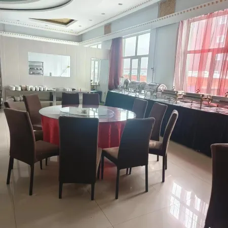 Erguna Muyun Business Hotel
