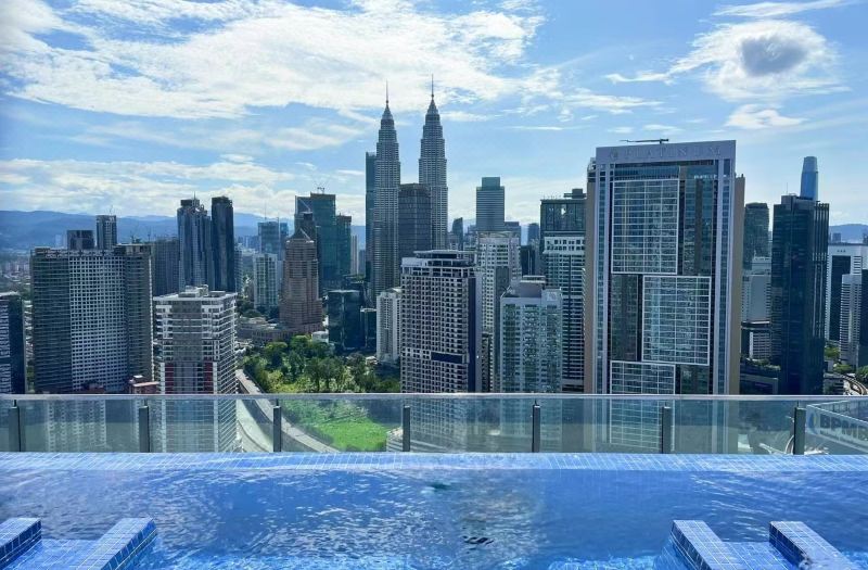 The Luxe by Infinitum Suites