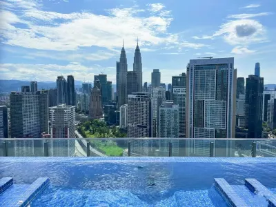 The Luxe by Infinitum Suites Hôtels à : Chow Kit