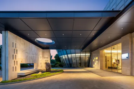 Lianyungang Sunshine Yueting Hotel Отели рядом с достопримечательностью «Longhailu Walking Street»