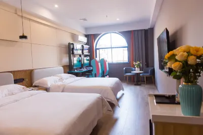 징먼 블랙 아머 게이밍 호텔 종티엔지에 지구 호텔