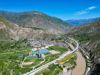 Zhouqu Bacang Ge Zaoba Shengtai Yuanlin Leisure Farmstay