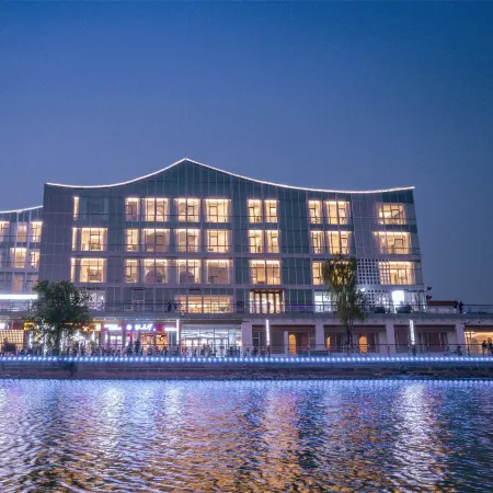 Liaocheng Log House Homestay (Dongchang Lake Branch)