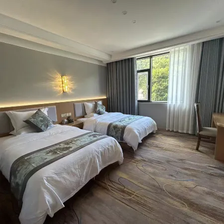 Padang Yishanju Hotel