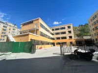 阿勒泰楓林晚精品飯店