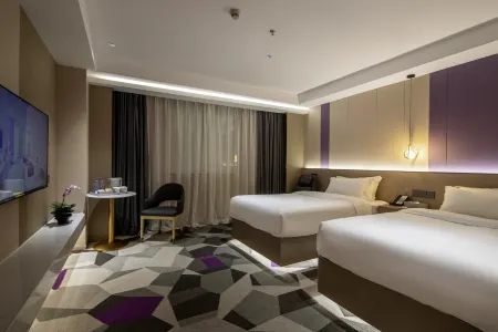 Shenzhen Jincheng Hotel (shenzhentiyuzhongxinPark Yinhu Subway Station)