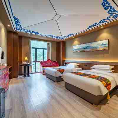 康定岷山太陽部落大酒店 Rooms