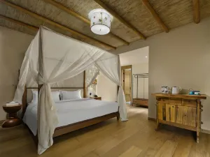 Wujiang Village Zhulan Shuizhai