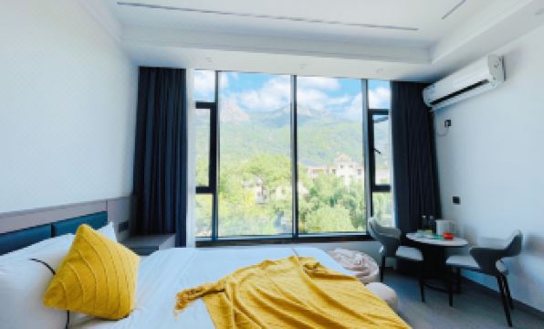Songge • Boutique Homestay (Wangxiangu Scenic Area)