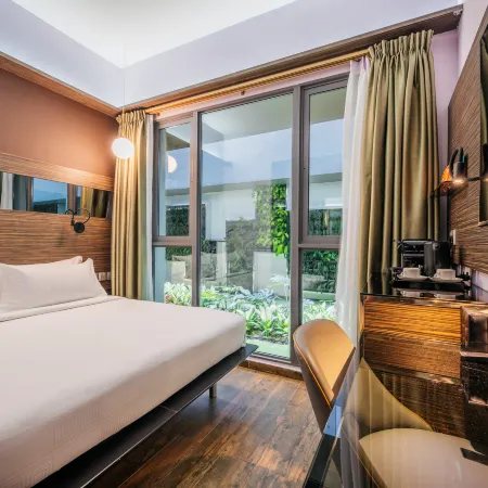 Mercure Singapore Tyrwhitt Отели рядом с достопримечательностью «Торговый центр Mustafa»