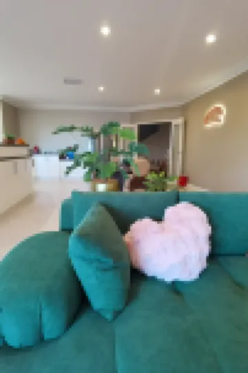 Sunny Ocean View Retreat