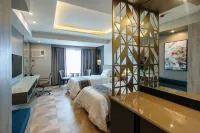 Zuri Hotel