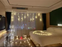 悅雅朵·湖逸｜COMFORTDESIGNER·VIEW臻品飯店 （東湖公園店）