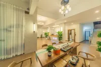 Danxia Mountain Lingfeng Mountain Residence Inn Hotels in Renhua