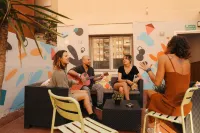 Onefam Ramblas Hotel a 