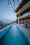 Yuanyang Mountain Residence - Pools