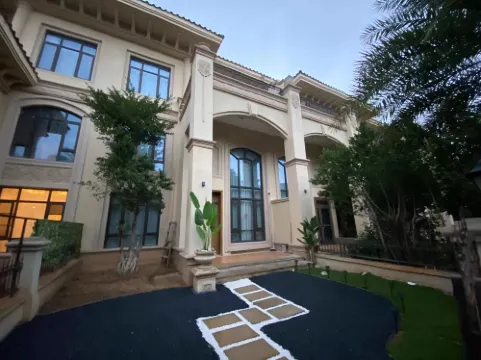 Yunjian Yue Homestay (Danzhou Haihua Island)