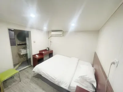 Orange Hotel Shanghai Hotel in zona No.5 Refrigerating Plant Wharf of Shanghai Juyin Corporation