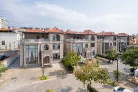 Yasi Garden Villa