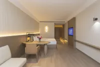 Hongchi Private Soup Garden Hotel