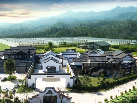 Chunmu Heyuezhuang Hot Spring Hotel