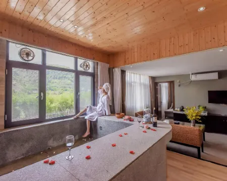 恵州竜門南崑山大泉居ブティック温泉ホテル 竜門のホテル