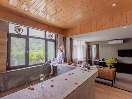 Huizhou Longmen Nankunshan Daquanju Boutique Hot Spring Hotel