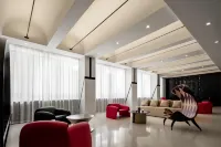 Hefei Rui Hotel (Sanxiaokou Subway Station)