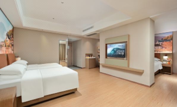 Vienna Hotel (Shanwei Feicuiwan, Erma Road Food Street)