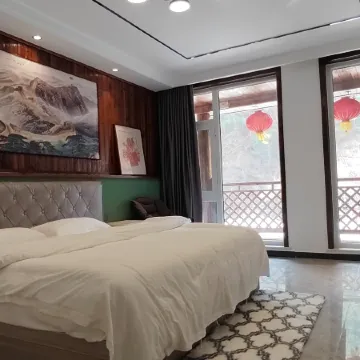 Zoupingxingquan Farm House