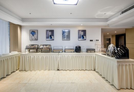 Taxing Hotel (Huangguoshu Scenic Area Branch) Hotel Overview