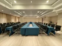 Chengyu Chenghao Hotel (Xi'an Bell and Drum Tower Yongningmen Metro Station Branch) - Business