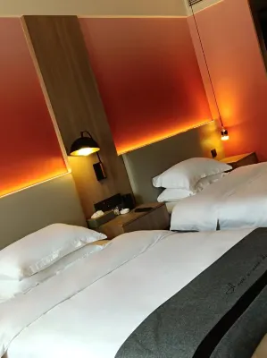 Wushan Fengting Business Hotel