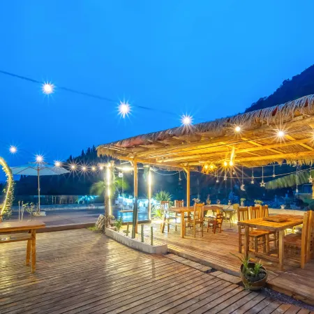 Xiyunjian B&B (Huangguoshu Waterfall Branch)