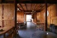 Qingchuan county Qingxi town phoenix White House homestay