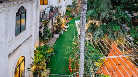 Shui'an Yishujia Old Villa Hostel Отели рядом с достопримечательностью «Huaqiao University»