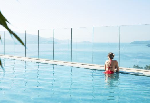 곤살라 호텔 냐짱 수영장