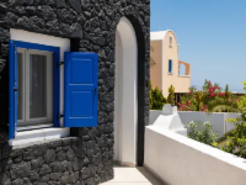 The Noverian Bios Santorini Hotels in Santorini