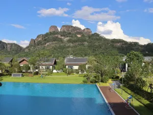 Longyan Guan Zhai Jun Lan Resort Hotel