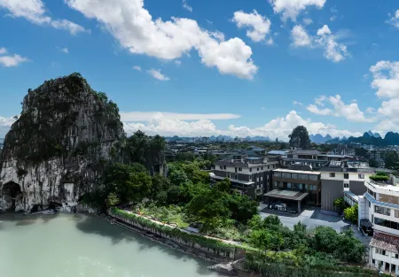 伏波江景.灕江邊的リゾートホテル(桂林兩江四湖象鼻山観光地)