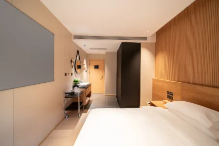 Shanghai Captain No. 5 Youth Hotel (West Suburb Bailian Branch of Shanghai Hongqiao Airport)