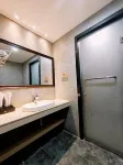 Korla Mingyue Crown Hotel (Train Station)
