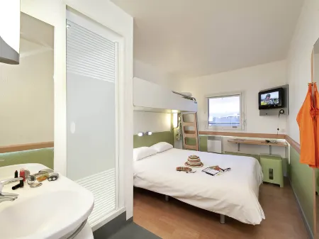 Ibis Budget Berlin Ost Отели в г. Нойенхаген