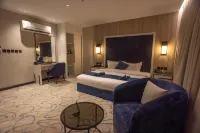 Skyline Hotel & Suite Hotels near Qitaf alaylah for snacks