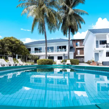 The Coconut Nanai Resort Phuket Отели рядом с достопримечательностью «Нанай-роуд»