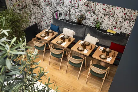 Hotel Hiro Paris Отели рядом с достопримечательностью «Плейель»