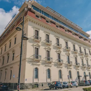 Hotel Stabia Отели рядом с достопримечательностью «Пляж Атрани»