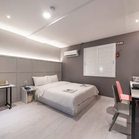 Mac Hotel
